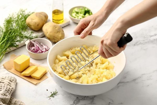 Stainless Steel Potato Masher, Heavy Duty Kitchen Tool